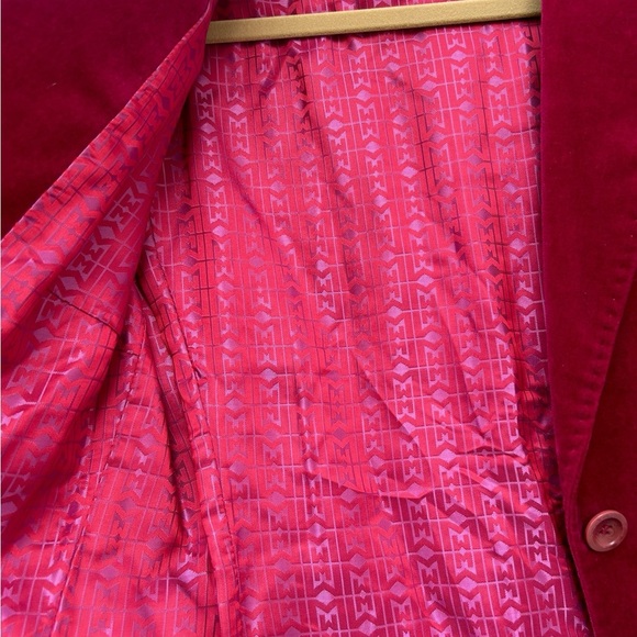 MaxMara Velvet Blazer Women’s Sz 8 Red Maroon Berry - Pointed Collar, 2 Buttons - Picture 9 of 16